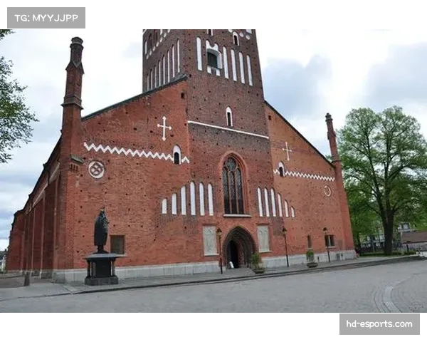 SHL瑞典冰球联赛,韦斯特罗斯主场爆冷,加时击败领头羊法尔肯